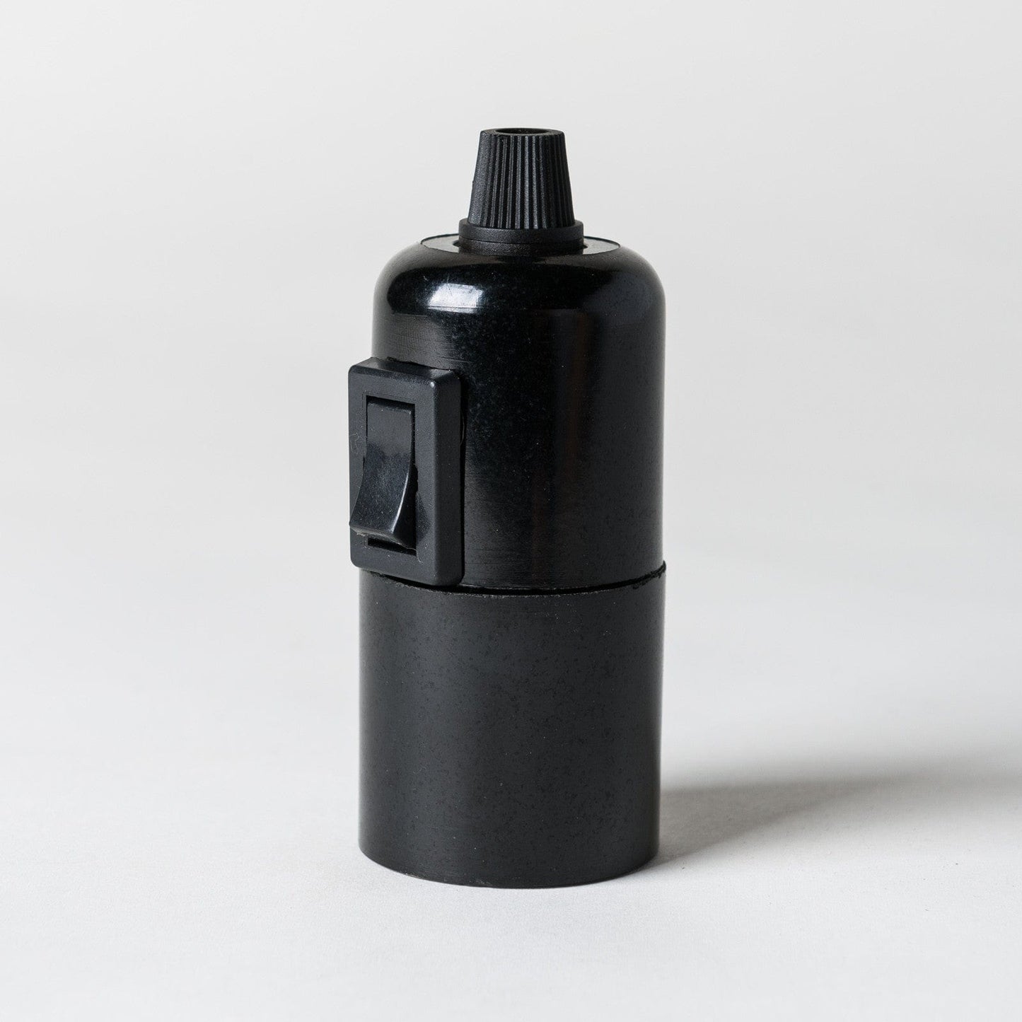 E27 Switched Black Bakelite Plain Skirt Lampholder with grip - Enamel Shades