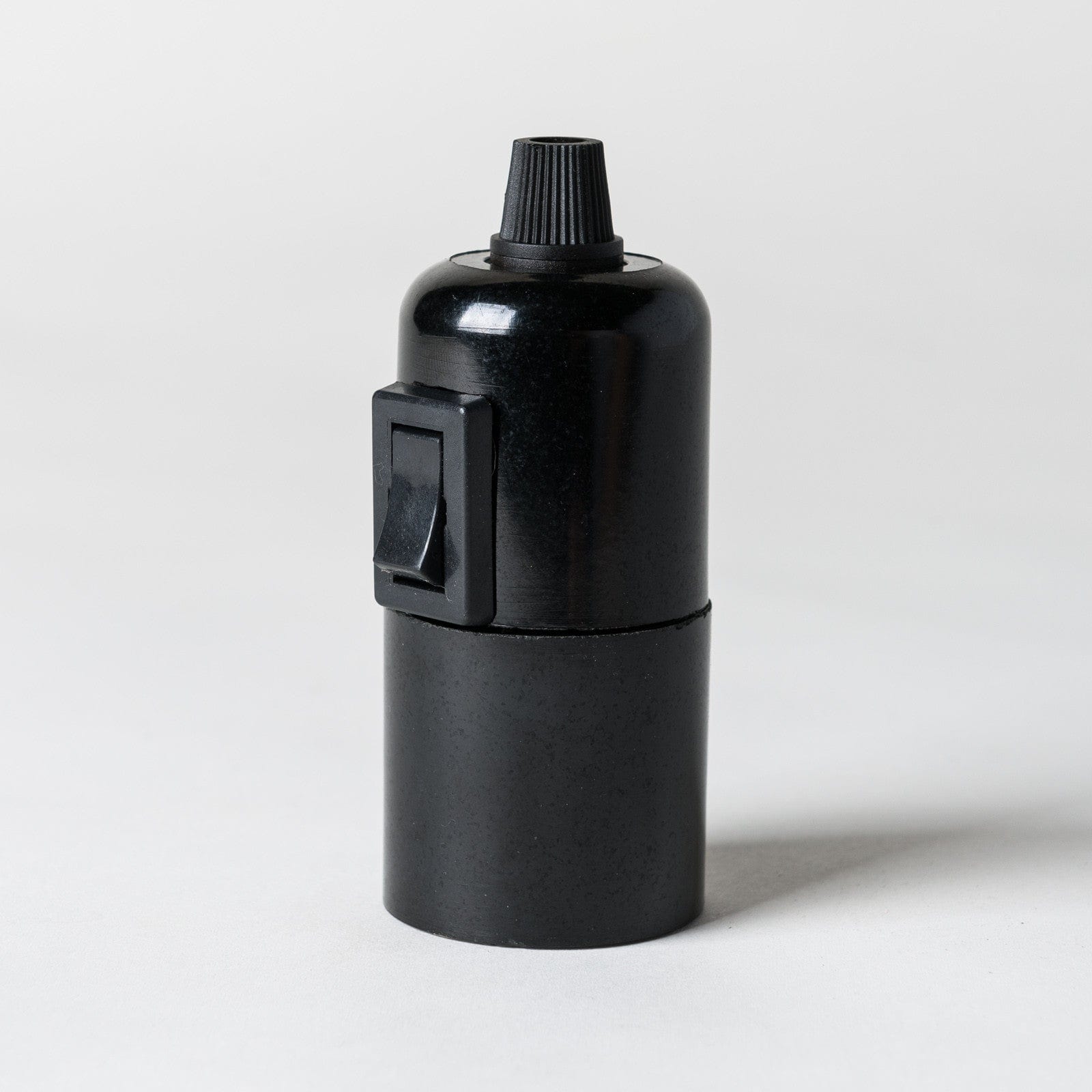 E27 Switched Black Bakelite Plain Skirt Lampholder with grip - Enamel Shades