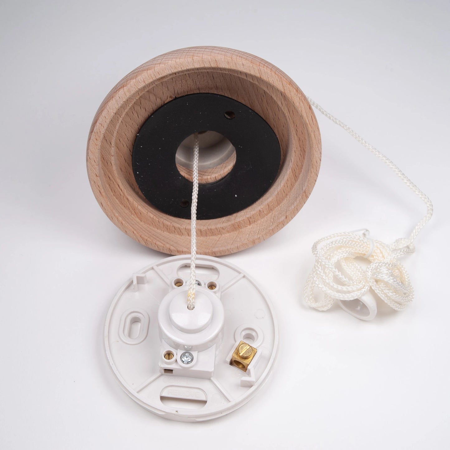 Ceramic Small Dome Ceiling Pull Switch